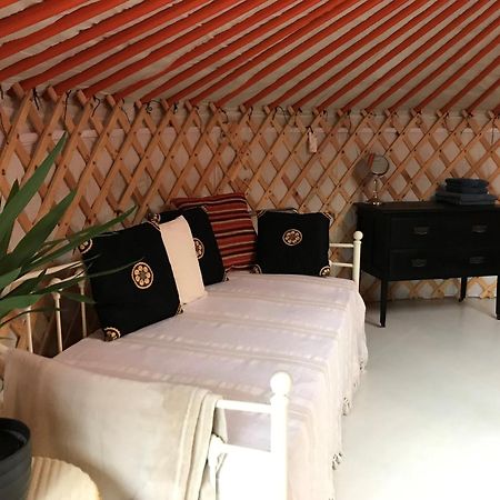 Hotel Gilfach Gower Farm Luxury Yurt With Hot Tub Ammanford Zewnętrze zdjęcie