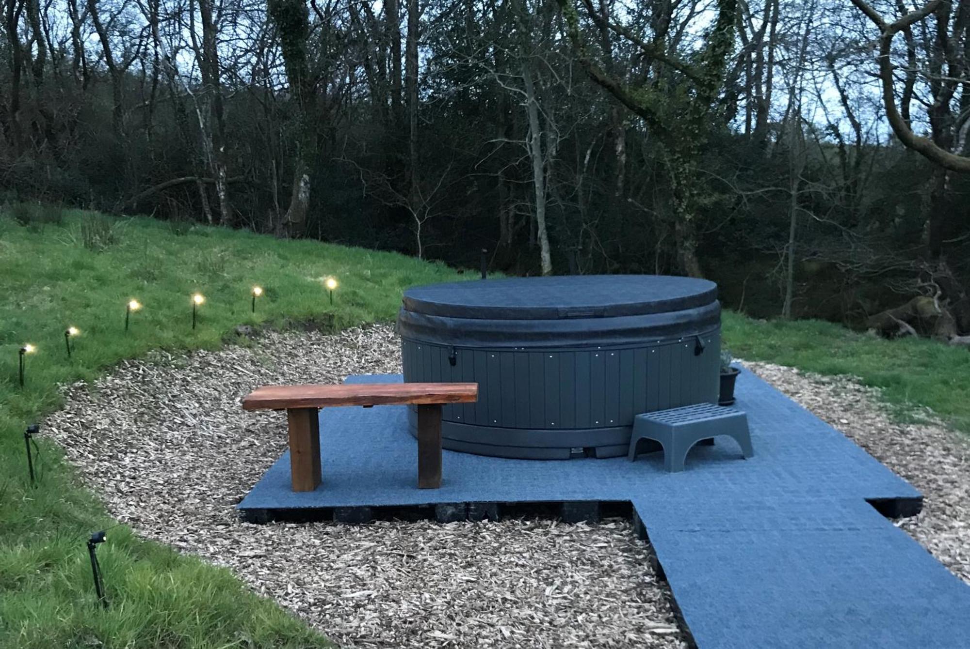 Hotel Gilfach Gower Farm Luxury Yurt With Hot Tub Ammanford Zewnętrze zdjęcie