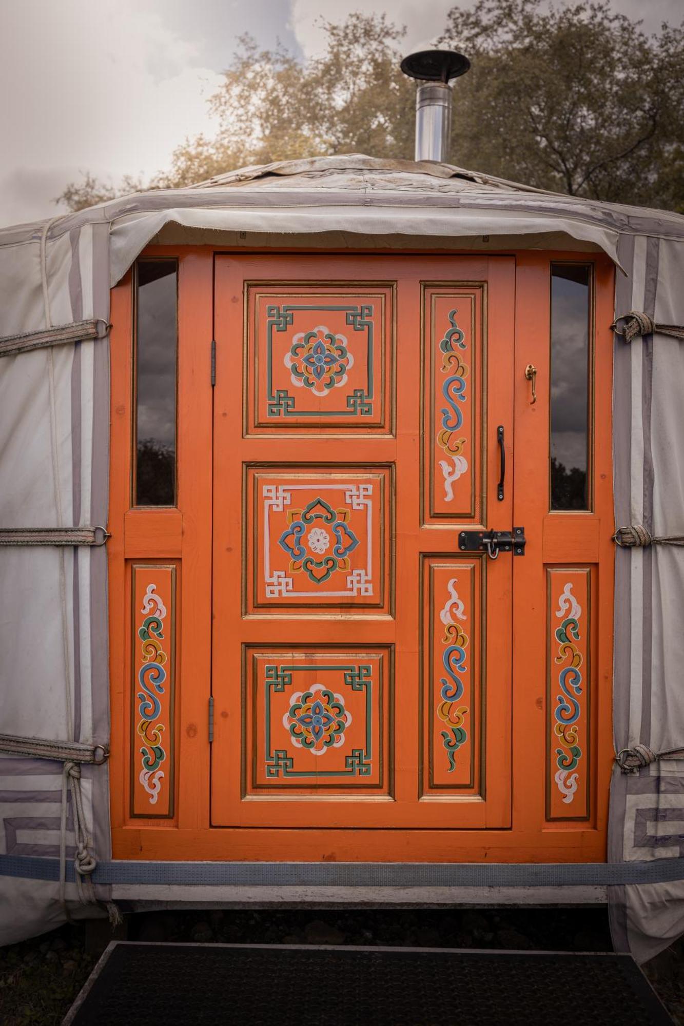 Hotel Gilfach Gower Farm Luxury Yurt With Hot Tub Ammanford Zewnętrze zdjęcie